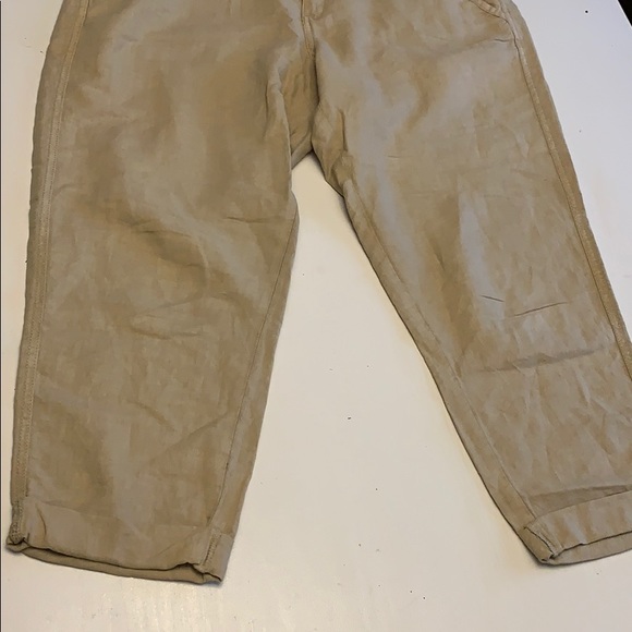 Women’s size 14 capris - Picture 3 of 3